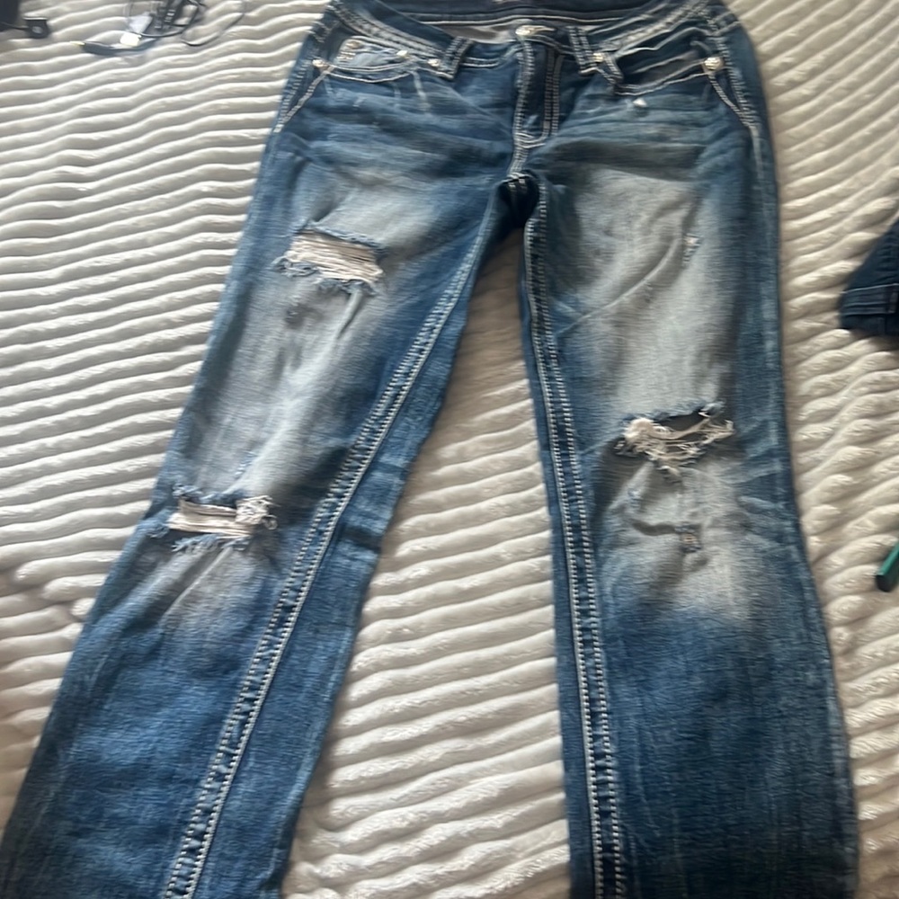 Size 28 super cute miss me jeans